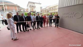 inaugurazione-mercato-coperto.jpg