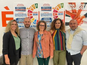 Valentina-Tuccinardi-e-Francesco-Ciccone-con-altri-membri-del-Direttivo-di-Fondi-Vera.jpg