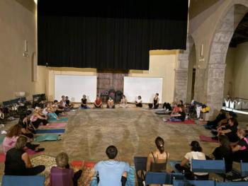 yoga-allauditorium-comunale-sergio-preti--(2).jpeg