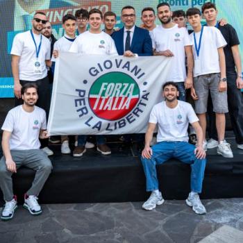 Il-sindaco-con-i-ragazzi-di-Forza-italia-giovani.jpeg