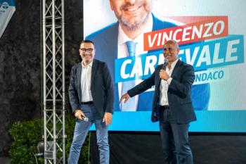 LOn.-De-Meo-e-il-candidato-sindaco-Carnevale.jpeg